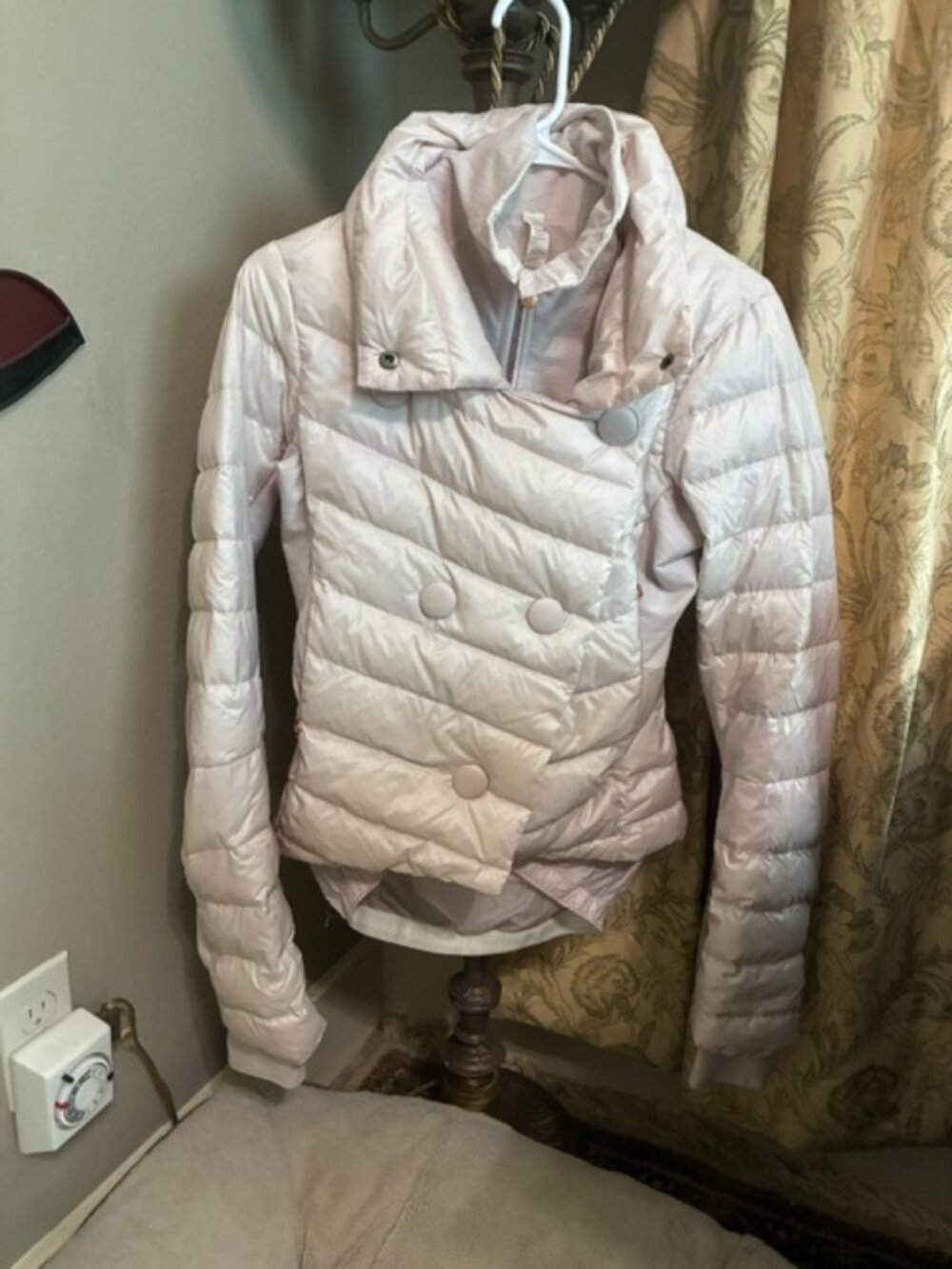 Pre-loved Lululemon Pedal Power Puffer Jacket Sz 6